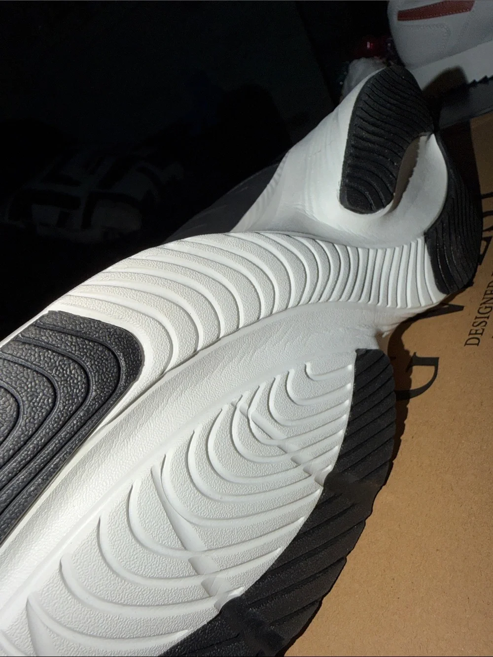 New G WEST MENS‎ CROWN ATHLETIC SHOES 10.5